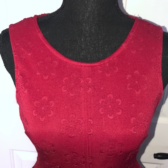 Merlot flower dress - Picture 5 of 5